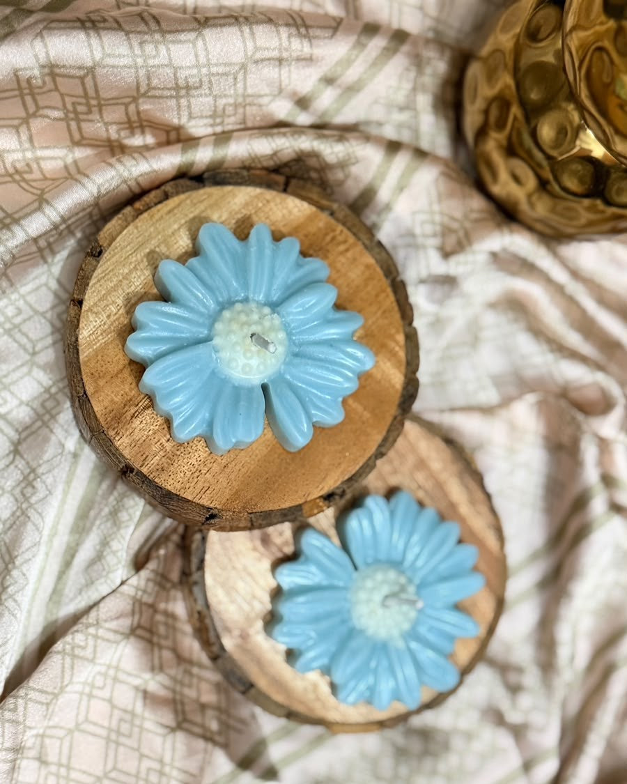 Blue Daisy Bloom (Set of 2)