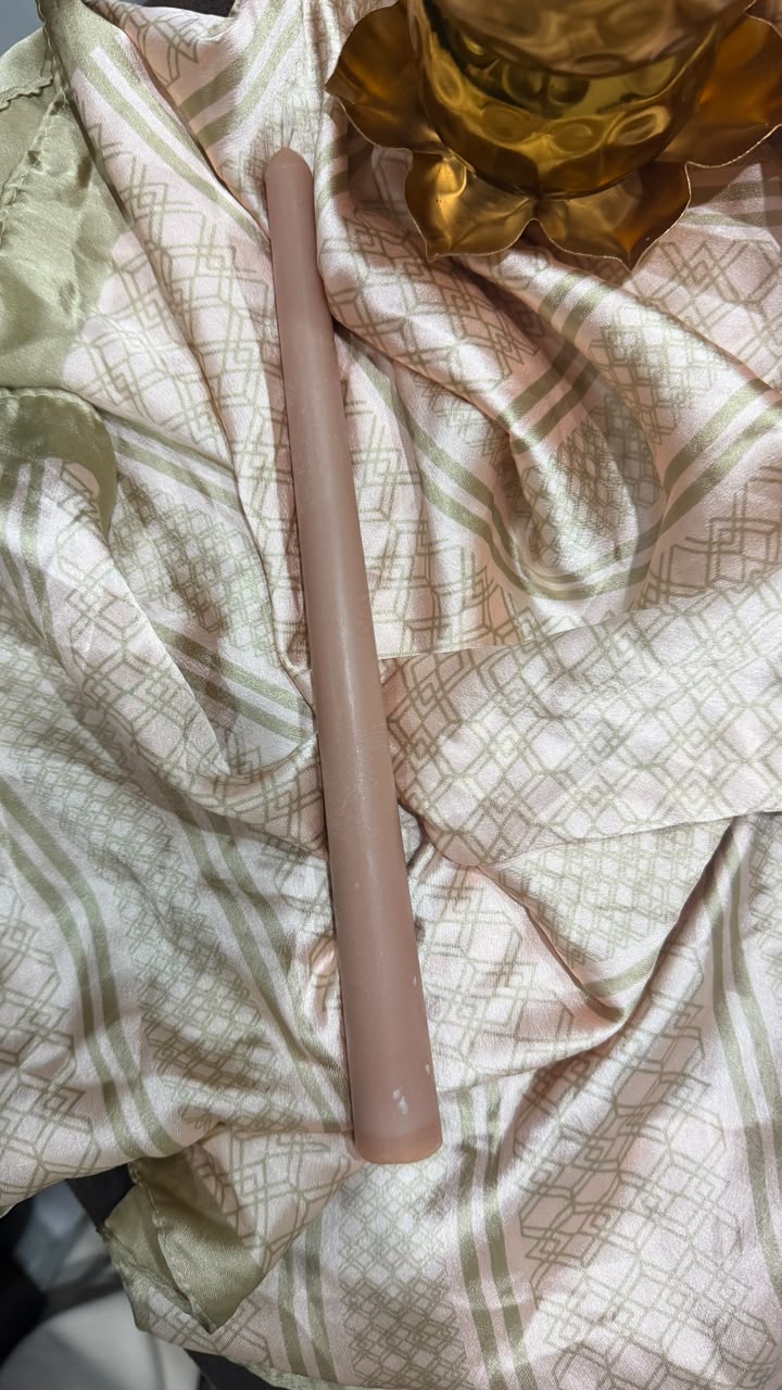 Mauve Taper